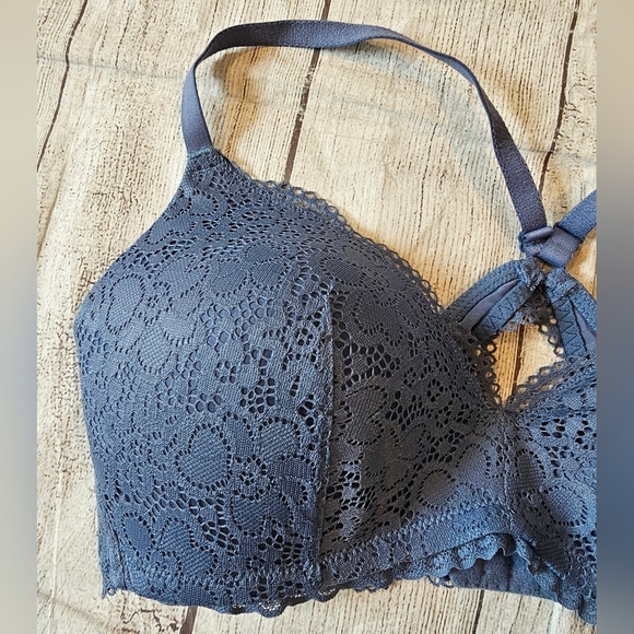 Aerie •Size 36C• Blue Wireless Lace Bra Padded Cups Criss-Cross Back Strap - Picture 2 of 5